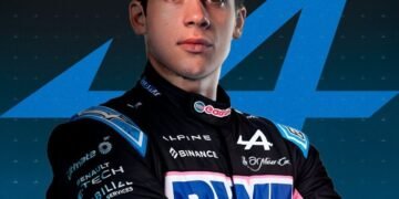 Presencia de Franco Colapinto en el garaje de Alpine durante las prácticas en Australia