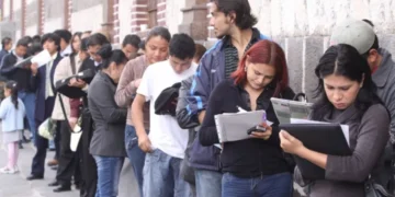 La desocupación de diciembre fue de 6,4% y cerró el año en baja