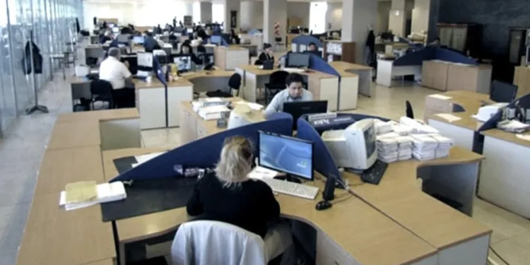 Gobierno: Oficializa reforma laboral y registro estatal