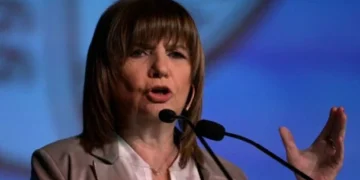 Bullrich anuncia herramienta para desbloquear celulares criminales.