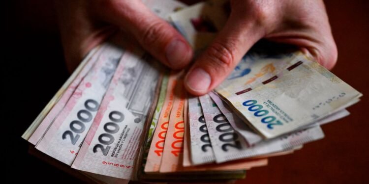 El salario promedio en Bumeran cae en octubre: primicia de 2025.