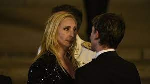 La batalla de los influyentes llega a la SIDE.