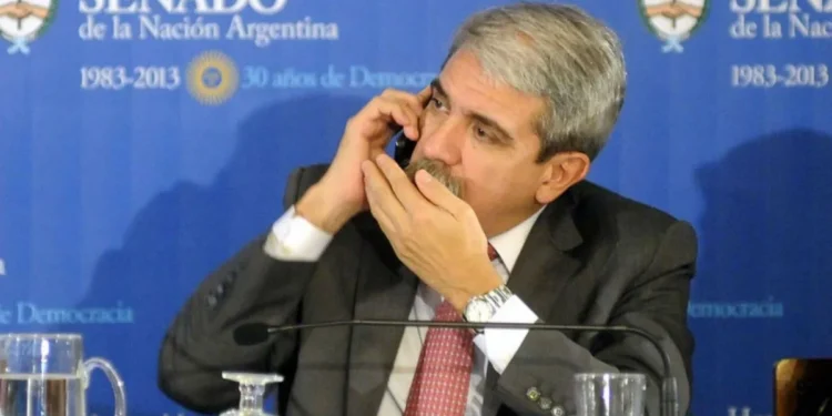 “Empresas ganan, trabajadores pierden”: Aníbal F. contra Milei.