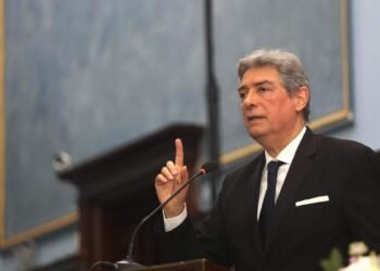 Rosatti explica su relación con la política: una cuota de incomprensión.