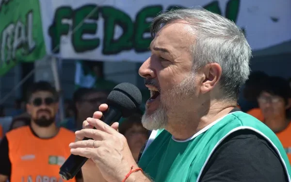 Críticas de Rodolfo Aguiar a Milei por la situación económica.