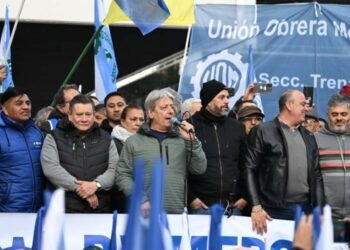 Reforma laboral: la amenaza de paro de ATE y UOM.