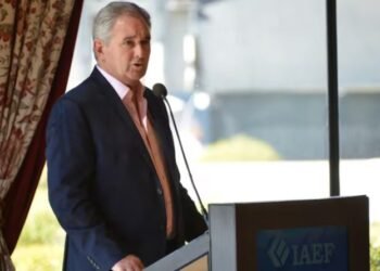 ¿Hay que pagar US$1000M? Diputados presionan al Canciller.