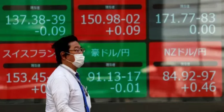 Finanzas de Japón en Riesgo: Alternativas para Contener el Desplome.