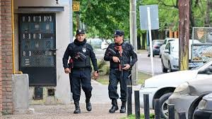 Escobar: destacan el uso de armas de baja letalidad en intervenciones recientes de la Policía Municipal