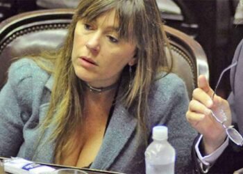 Polémica en el debate: Dura réplica de Caputo a Di Tullio.