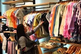 El freno de la moda: precios por el suelo, sin ventas.