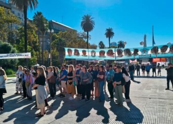 Día de la Memoria: La Plaza de Mayo se llena de voces en conmemoración del 50° aniversario del golpe militar