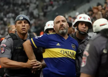 La Conmebol impone sanciones a Boca por racismo durante un partido en Brasil