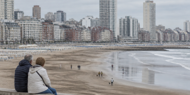 Pocas reservas para el fin de semana largo: Mar del Plata, Tandil y Córdoba en crisis