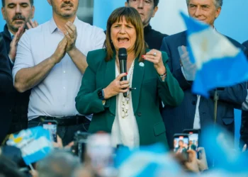 El oficialismo enfrenta desafíos en el Senado: debate sobre la interpelación de Adorni