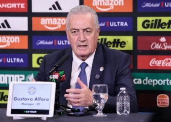 Alfaro equipara el camino hacia el Mundial con un parto complicado