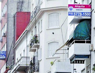 Reforma inmobiliaria: el Gobierno impulsa la desregulación en la compraventa de propiedades y elimina la matrícula
