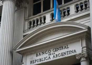 Seis meses de equilibrio fiscal: La hoja de ruta económica del Gobierno ante el desafío de la reactivación