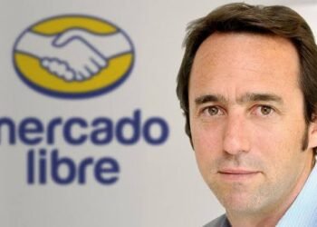 Marcos Galperín tildó al kirchnerismo de «kuka» y recibió una fuerte respuesta: “Estás estafando a los pobres con tus intereses usureros”