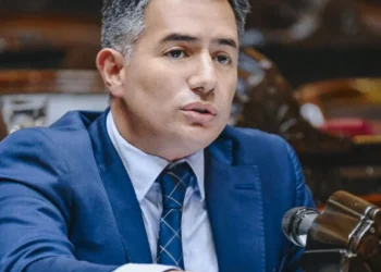 Bornoroni impulsa el fin de las PASO para 2027 y define la estrategia libertaria en Córdoba