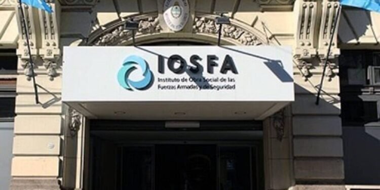El IOSFA suspende atenciones ante una crisis prestacional con un pasivo acumulado que supera los $214.000 millones.