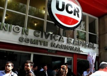 Radicales de Provincias Unidas solicitan al Comité y a Menem que se retire el sello partidario del bloque UCR