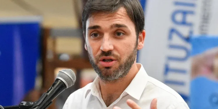 Chubut: tensión entre Ignacio Torres y un intendente por políticas habitacionales