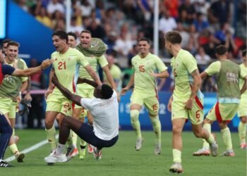 España superó a Francia y se encamina a la final del Mundial