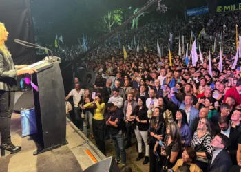 Karina Milei impulsa el fortalecimiento del partido en Buenos Aires con un acto y reunión de legisladores