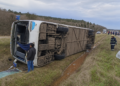 Accidente de ómnibus en la ruta 14: una fallecida y 14 heridos