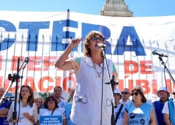 Se implementa paro docente a nivel nacional en medio de tensiones por los controles gubernamentales