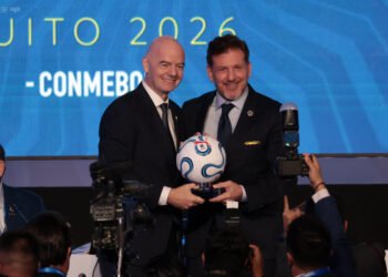 La Conmebol celebra la retirada del proyecto de privatización de Gianni Infantino
