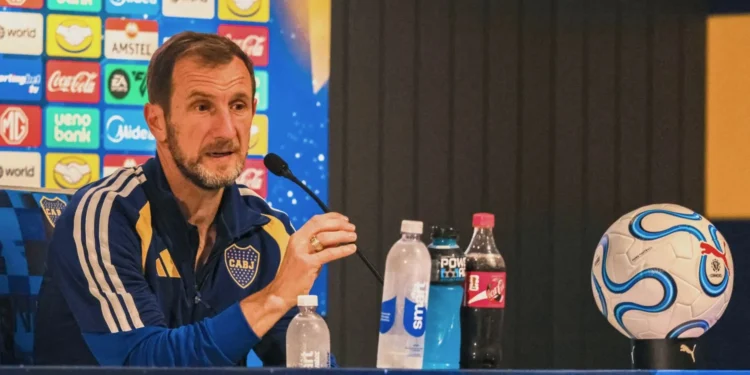 Arruabarrena elogió la mejoría de Boca tras la victoria ante Recoleta y confirmó bajas para el clásico con Racing