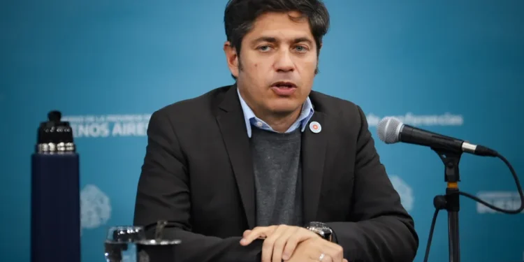 Kicillof se distanció de la funcionaria detenida e instó a corregir información errónea