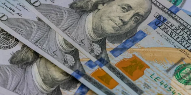 El dólar oficial experimenta un nuevo incremento