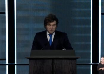 Milei se prepara para presentar discursos fundamentales sobre la economía y reconoce la necesidad de un repunte