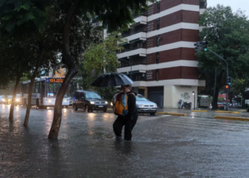 Intensas lluvias en el AMBA: más del 60% del promedio de agosto ya cayó