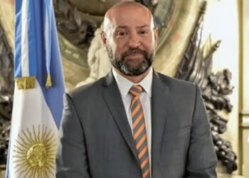 Inicio del peritaje sobre los audios implicados en la causa Andis que mencionan a Karina Milei