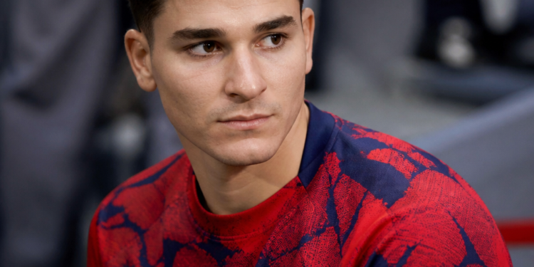 Julián Álvarez se prepara para su oportunidad en el Atlético de Madrid tras el cierre del mercado