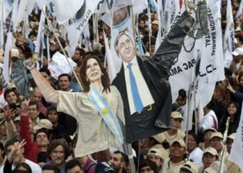 El Gobierno atribuye al kirchnerismo la caída en el rendimiento escolar en las pruebas PISA