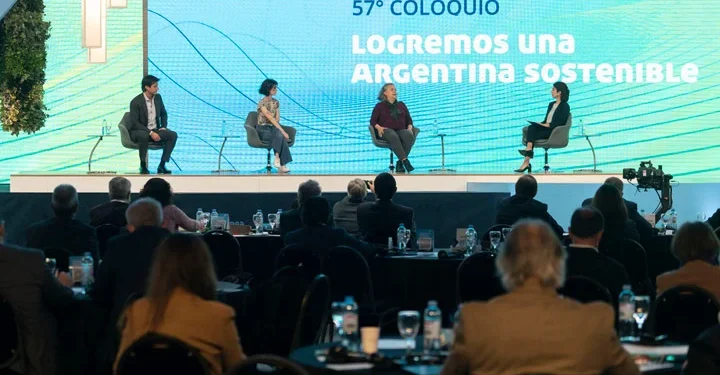 Argentina: el momento de transformarse según el Coloquio de IDEA