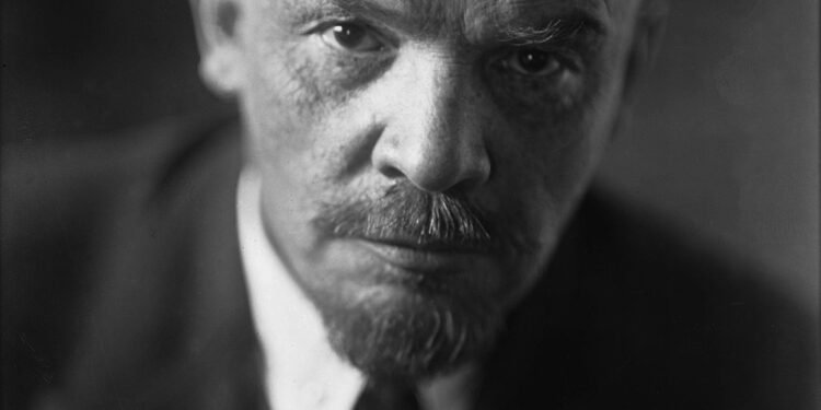 Lenin, su esposa y la joven bolchevique: el dilema del amor, la revolución y un misterio sin resolver