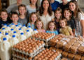 Rosa, madre de 15 hijos: “Realizamos compras de 7 docenas de huevos, 1300 galletas y 240 litros de leche”