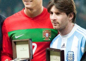 El pádel: el nuevo deporte de élite entre figuras del fútbol global