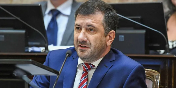 El caso Edgardo Kueider en Argentina: un juicio estancado y un calabozo aguardando al exsenador