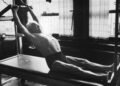 Joseph Pilates y su visión del bienestar integral: ‘No es suficiente solo hacer ejercicio’