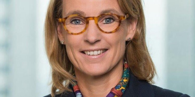 Una ejecutiva de JP Morgan analiza el clima de inversión en Argentina: “Todas las miradas están en las elecciones”