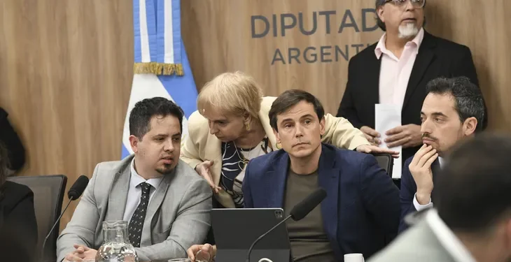 Oposición en Diputados plantea debatir temas incómodos para el Gobierno