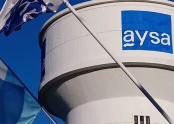 Aysa convoca a audiencia pública para discutir ajustes en las tarifas de agua