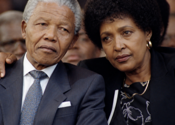 Nelson y Winnie Mandela: un amor que resistió 27 años de prisión y los desafíos posteriores